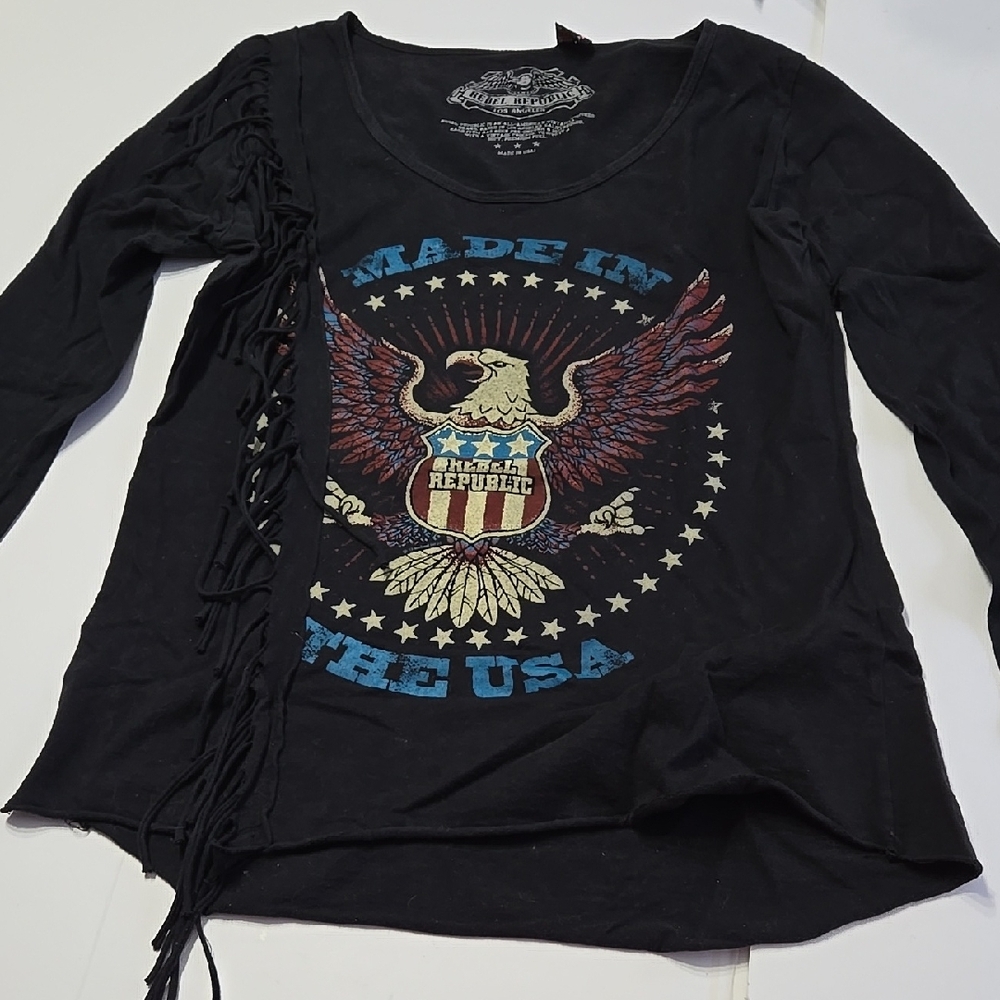 Black Long Sleeve Graphic Tee with Eagle Design